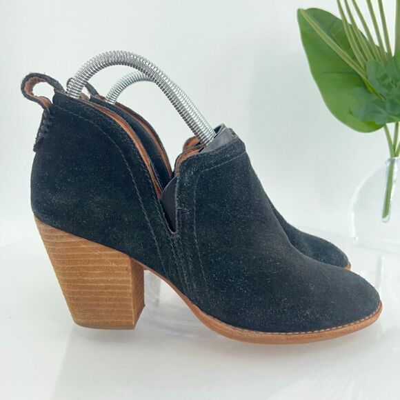 Jeffrey Campbell Cromwell Ankle Boots Women's 9 Black Suede Pointed Toe Western - Picture 5 of 16